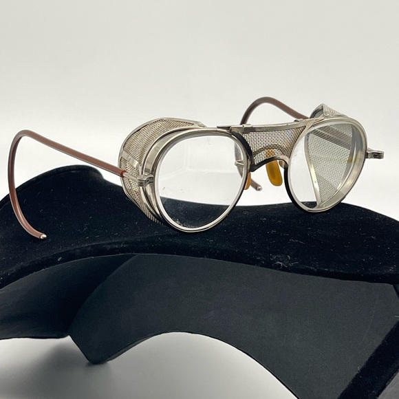 VINTAGE BAUSCH & LOMB STEAMPUNK MOTORCYCLE SAFETY GOGGLE CLEAR FOLDING GLASSES - Picture 5 of 16